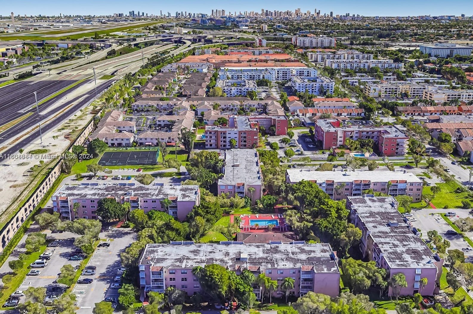 8501 8th St, Miami FL  33126-3708 exterior