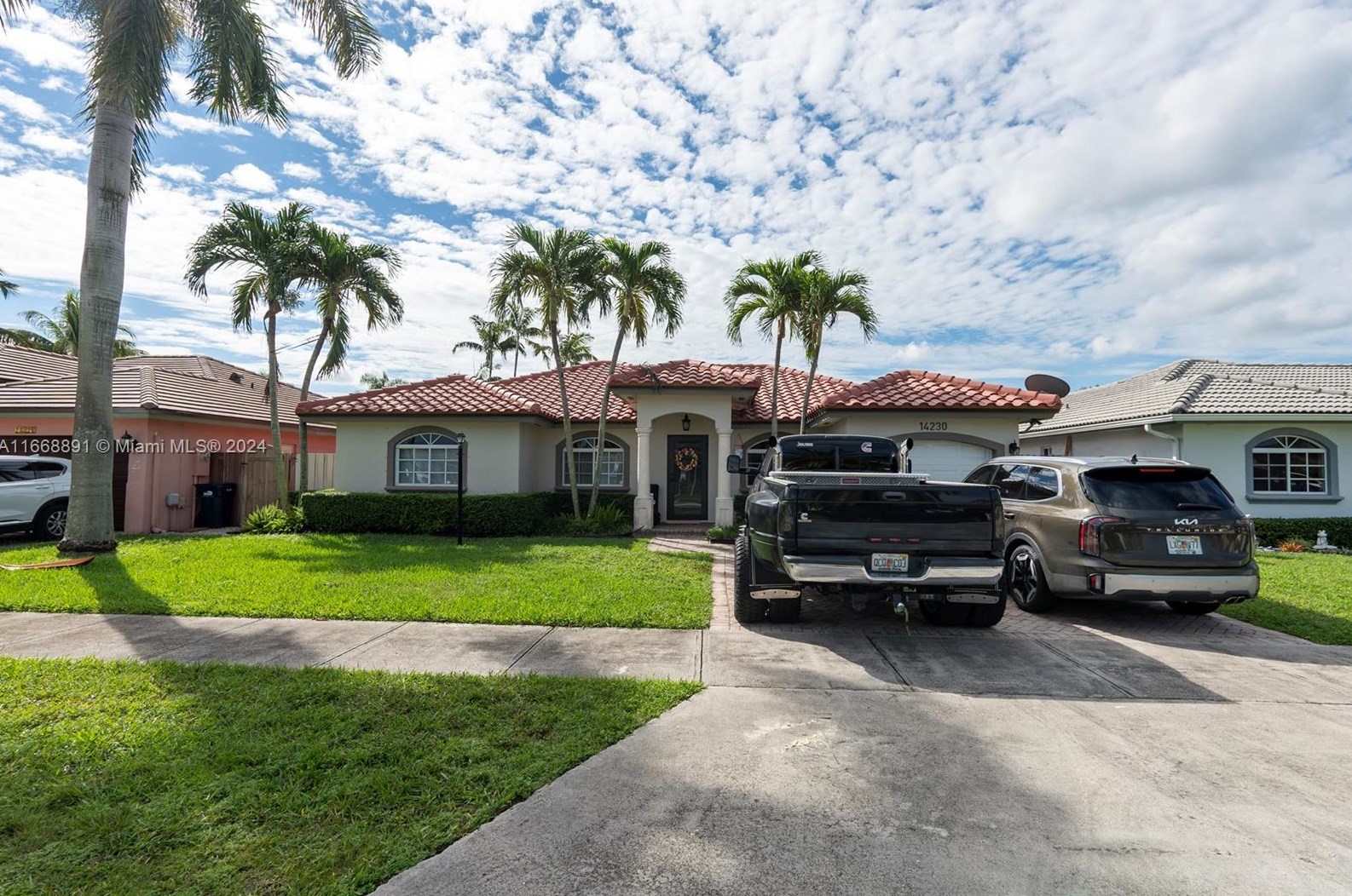 14230 166th Ter, Miami, FL 33177-1878