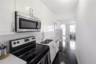 100 Lincoln Rd, Miami Beach, FL 33139 - Photo 6