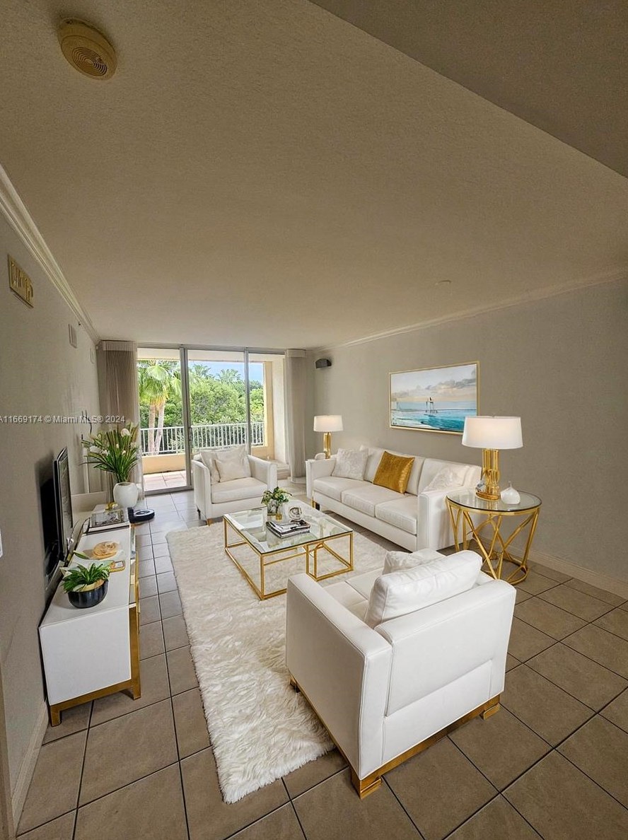 719 Crandon Blvd, Miami, FL 33149-2533