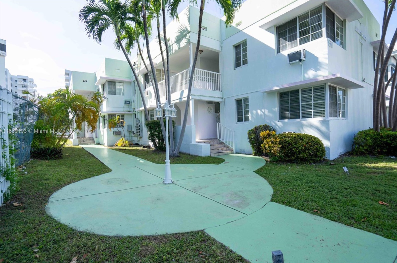 6838 Abbott Ave #3, Miami Beach, FL 33141