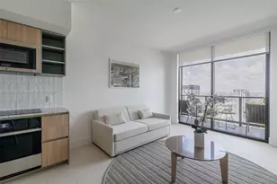 601 NE 1st St, Miami, FL 33132 - Photo 14