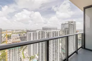 601 NE 1st St, Miami, FL 33132 - Photo 24