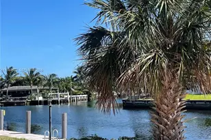 840 Pine Dr, Pompano Beach, FL 33060 - Photo 26