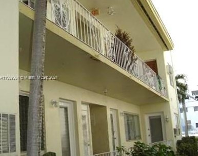 7711 Dickens Ave #3, Miami Beach, FL 33141