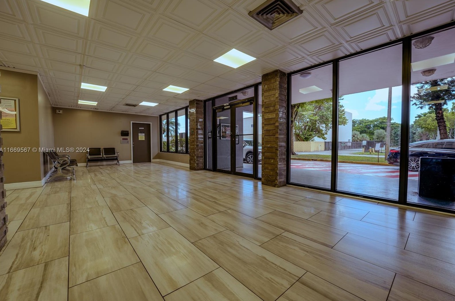 15600 7th Ave, Miami FL  33169-6202 exterior