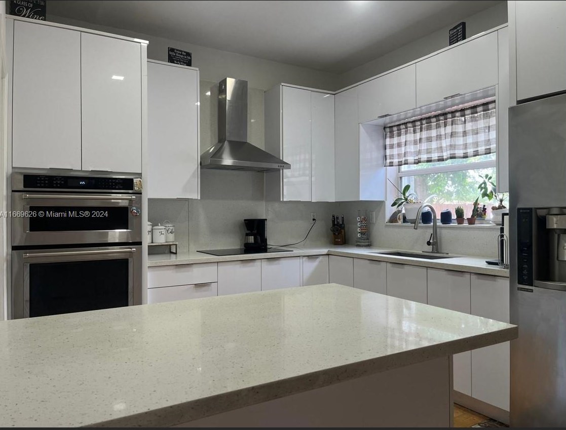 12749 Sw 49th Ct, Hollywood, FL 33027