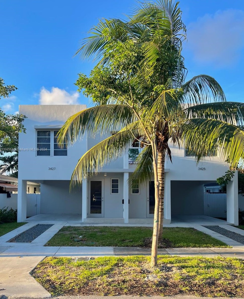 3427 4th St, Miami, FL 33125-2502
