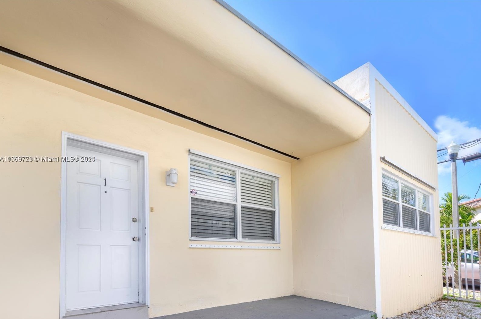 7975 Crespi Blvd #1, Miami Beach, FL 33141