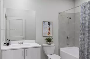 15601 SW 280th St, Miami, FL 33031 - Photo 2