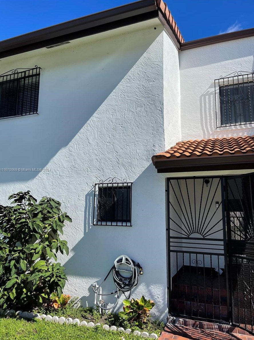 1491 124th Ct, Miami FL  33184-2612 exterior