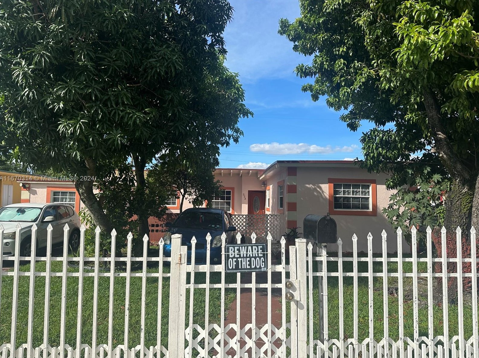 323 104th St, Miami, FL 33138-2017