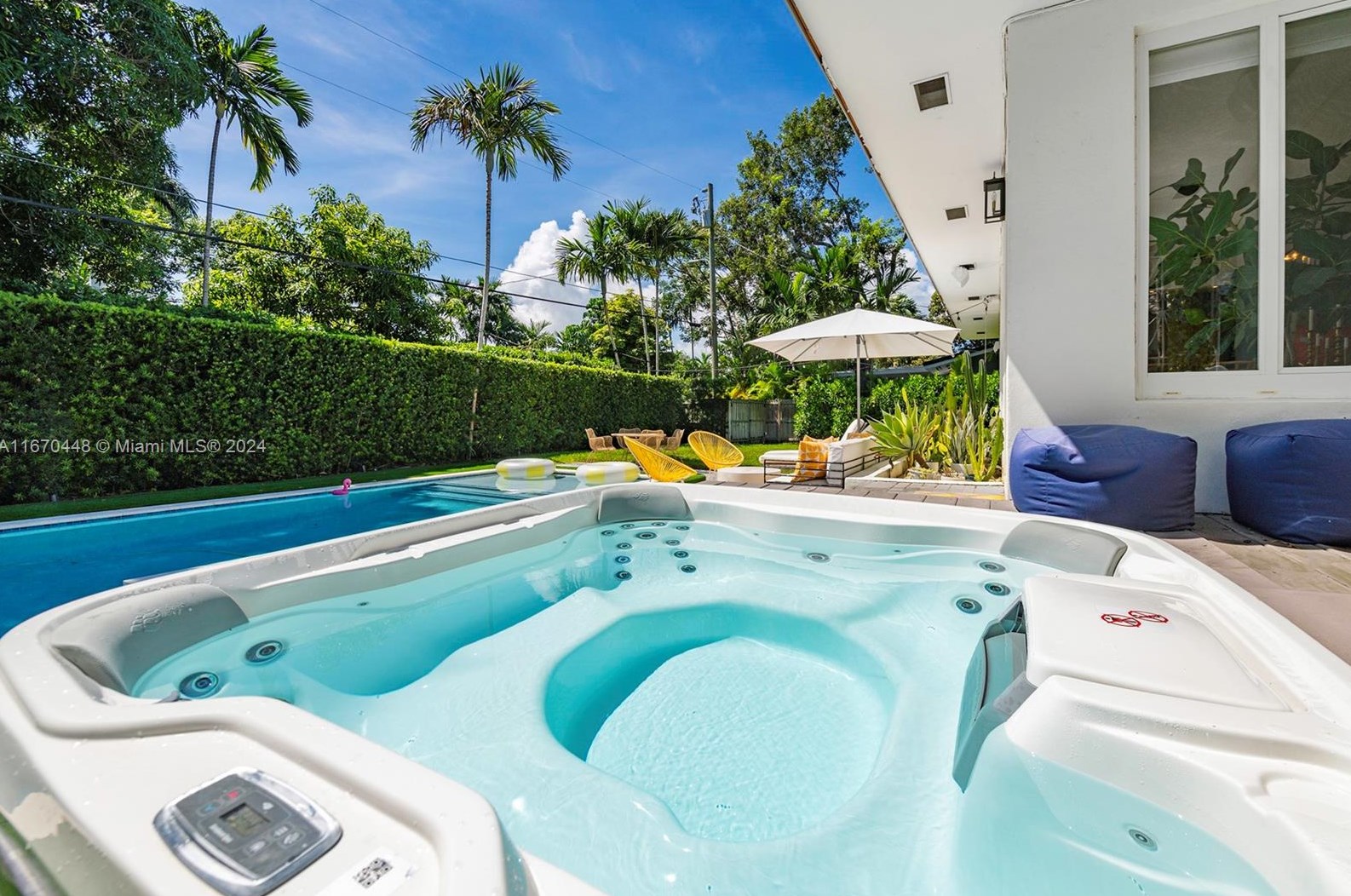 1048 99 St, Miami FL 33176-2722 exterior