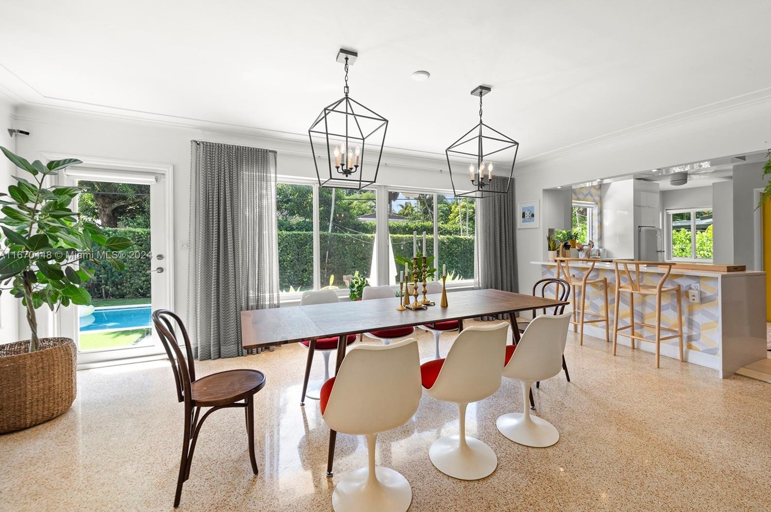 1048 99 St, Miami FL 33176-2722 exterior