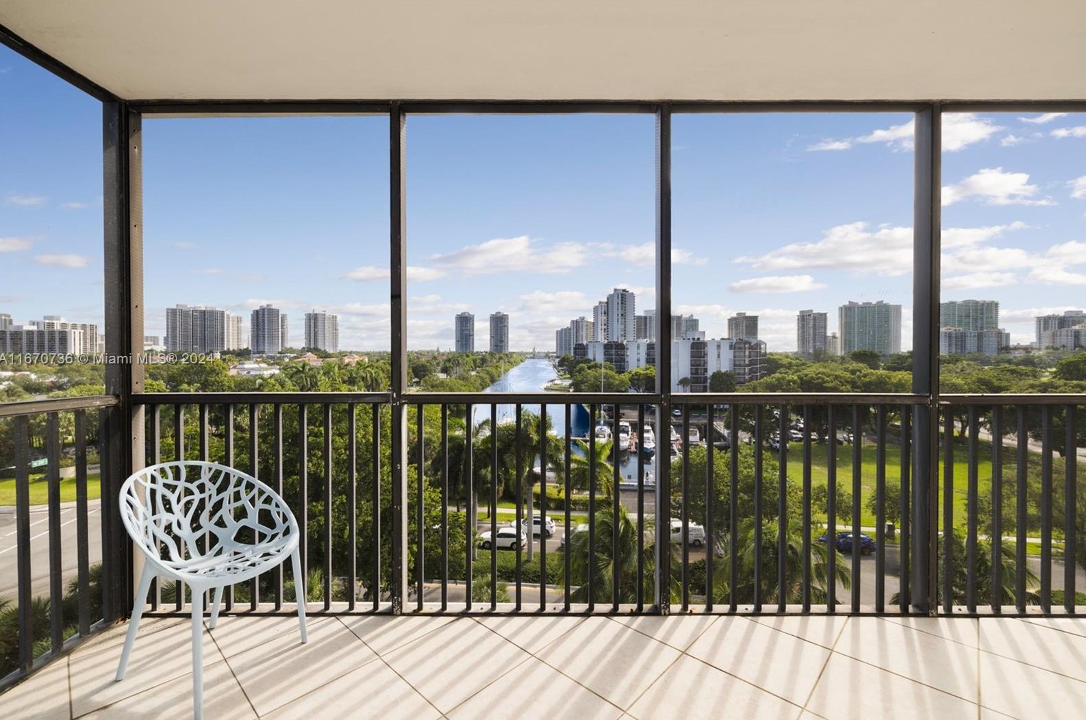 3375 N Country Club Dr #602, Miami, FL 33180