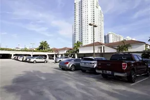 3225 NE 184th St, Aventura, FL 33160 - Photo 28