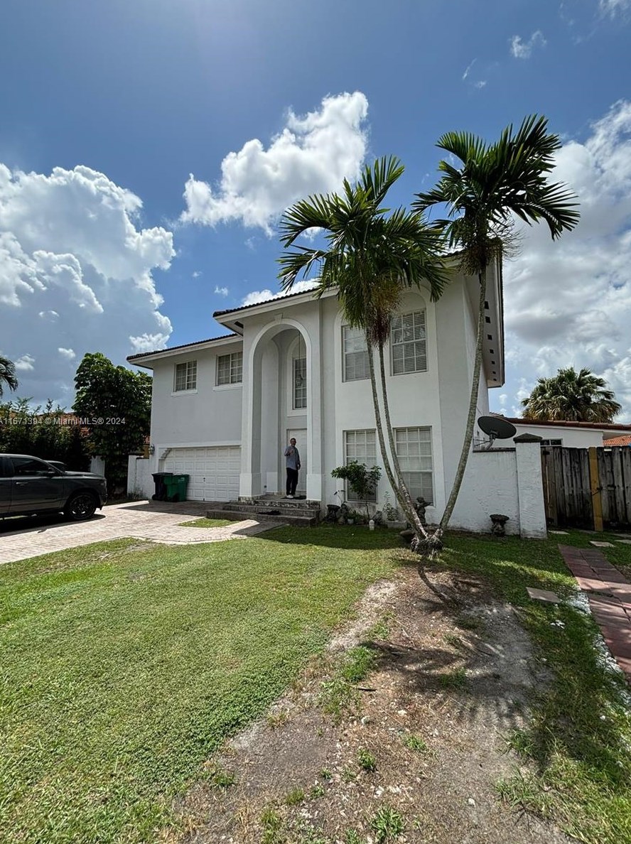 15802 99 St, Miami FL 33186-2984 exterior