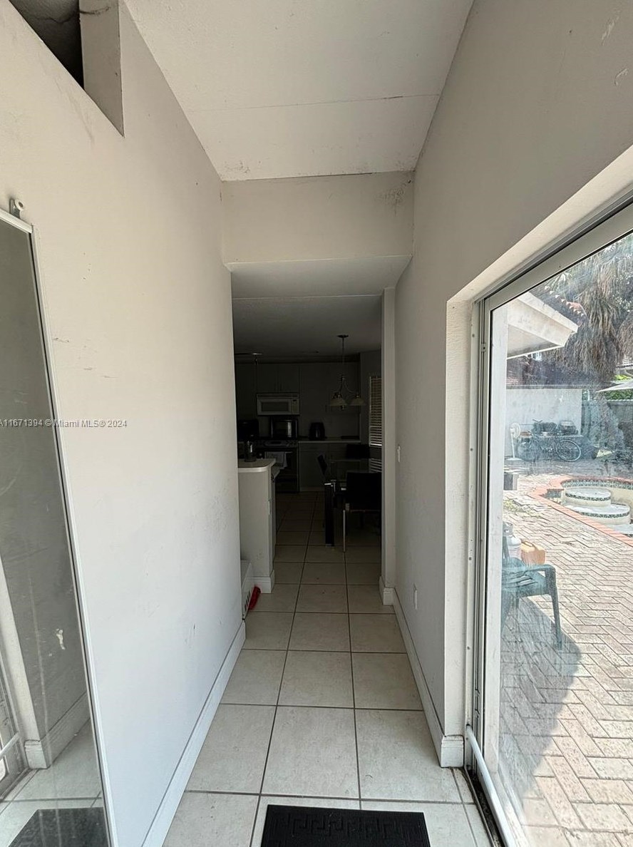 15802 99 St, Miami FL 33186-2984 exterior