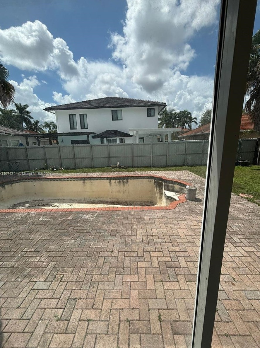 15802 99 St, Miami FL 33186-2984 exterior