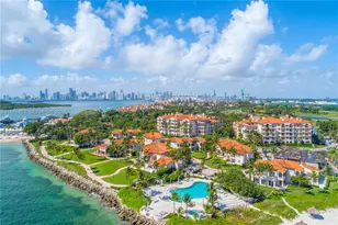 15713 Fisher Island Dr, Miami Beach, FL 33109 - Photo 36