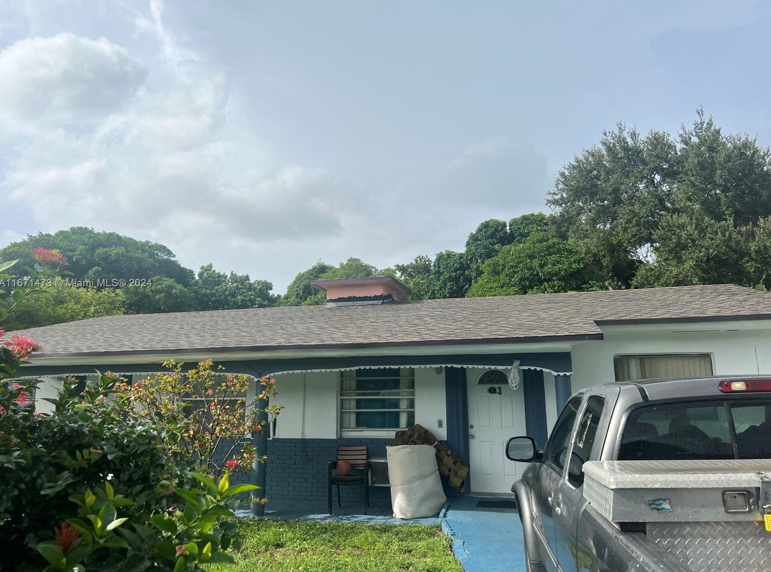 1371 150th St, Miami, FL 33161-2560