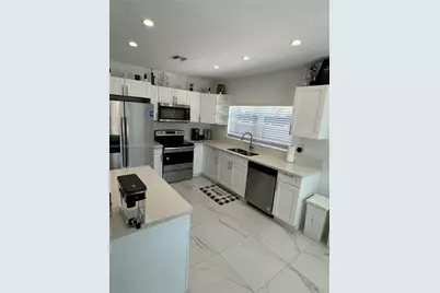 1829 NE 176th St, North Miami Beach, FL 33162 - Photo 6