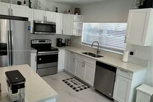 1829 NE 176th St, North Miami Beach, FL 33162 - Photo 6