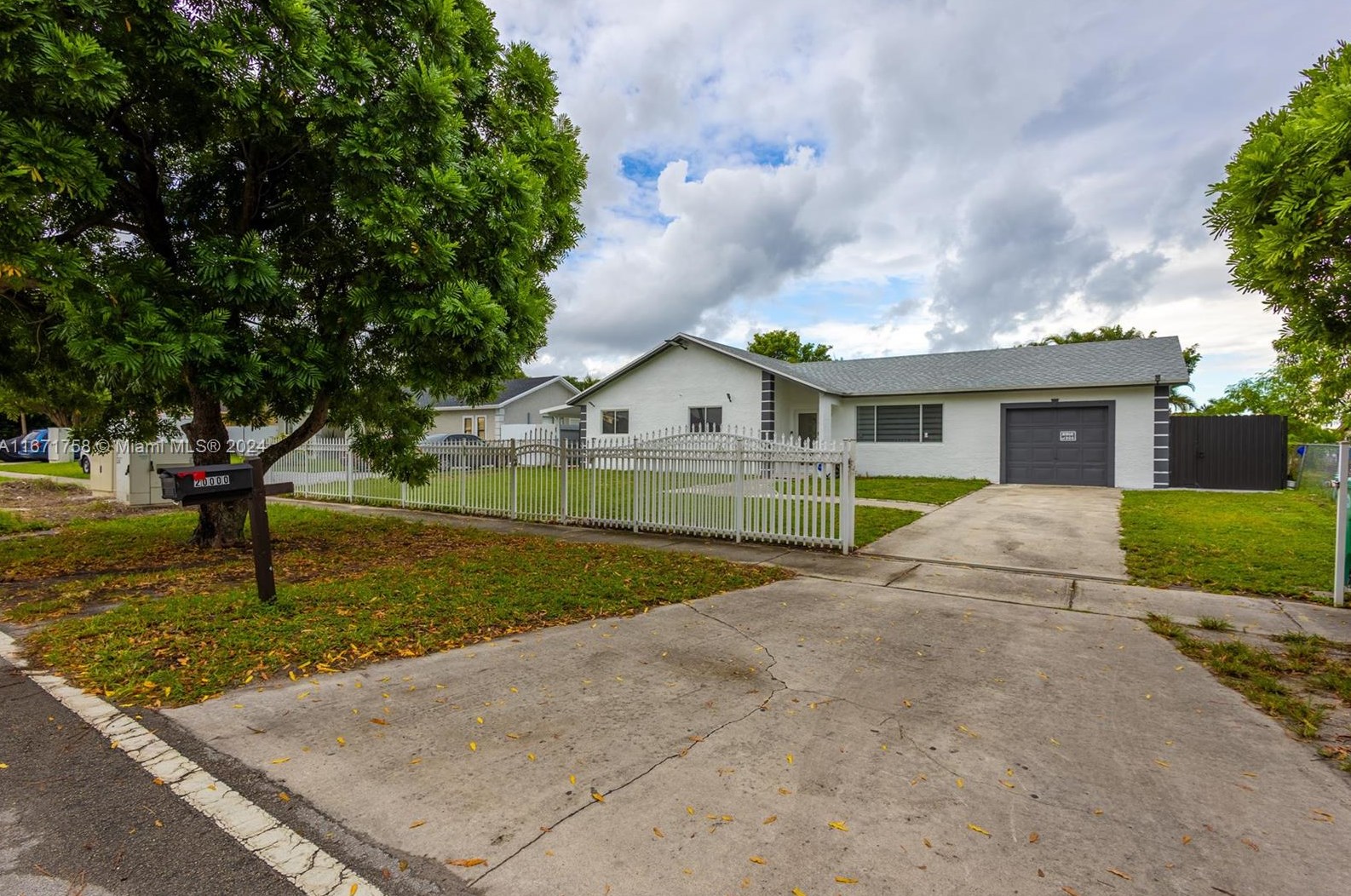 20000 32nd Ave, Miami, FL 33056-1803