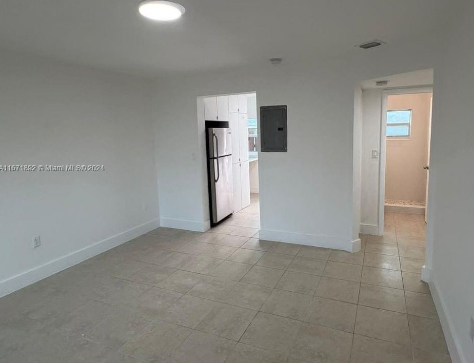 180 51st St, Miami, FL 33127-2116