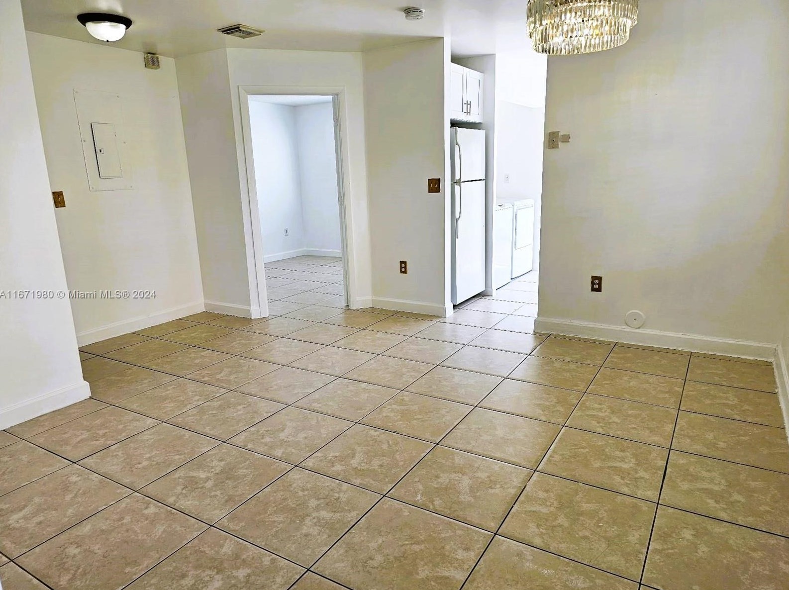 18624 100th Ave, Miami, FL 33157-6904