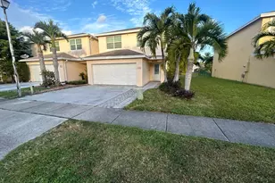 4046 Eastridge Dr, Deerfield Beach, FL 33064 - Photo 2