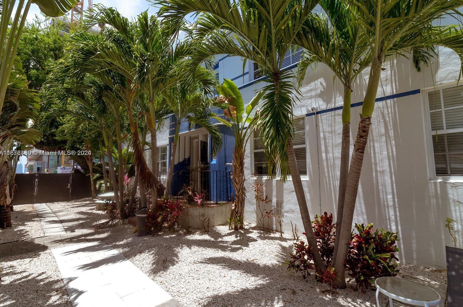 1241 13th St, Miami, FL 33139-4303