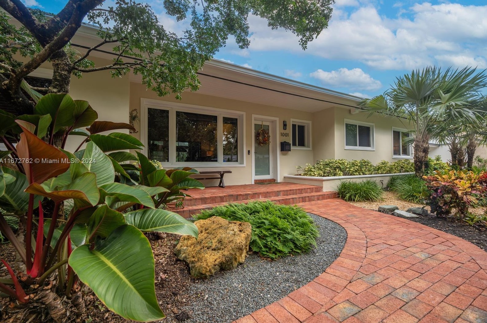 1001 Alhambra Cir, Miami, FL 33134-3527