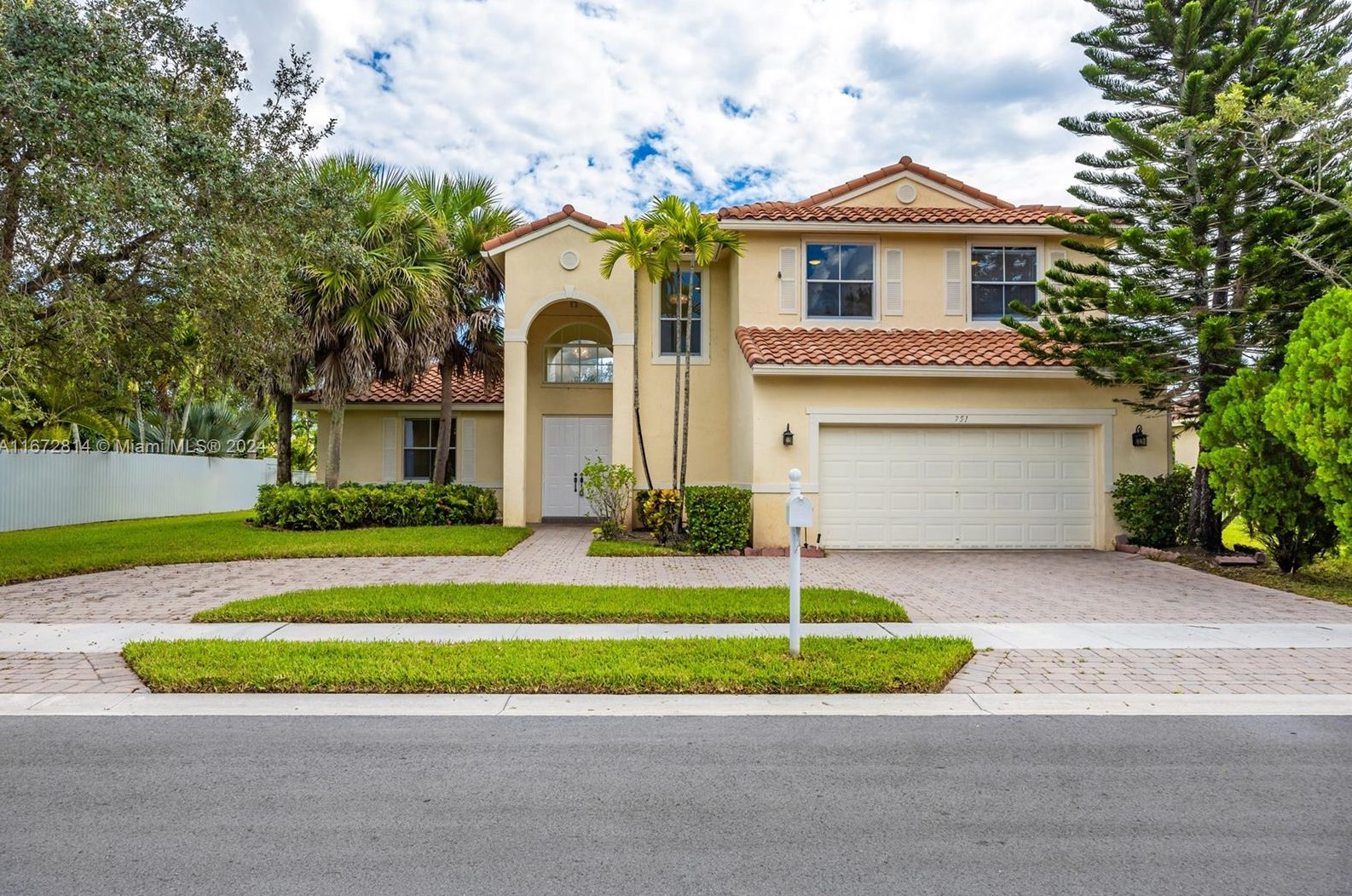 751 Sw 191st Ave, Hollywood, FL 33029