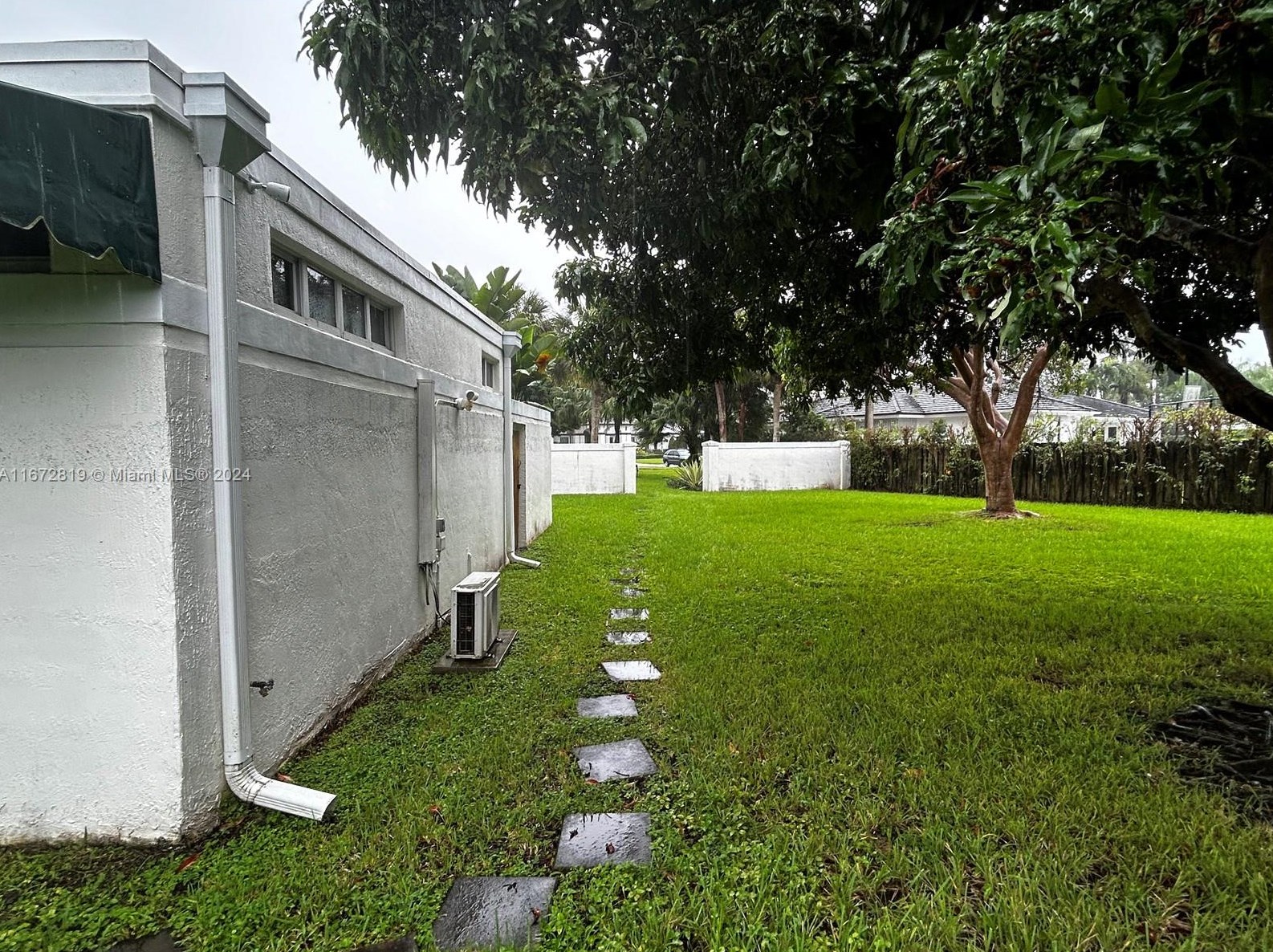 7630 Sw 73rd Pl #1, Miami, FL 33143