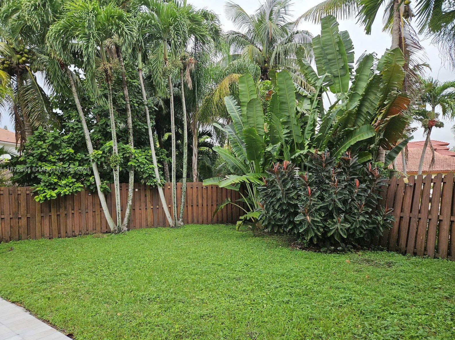11021 58th Ter, Miami, FL 33178-2809