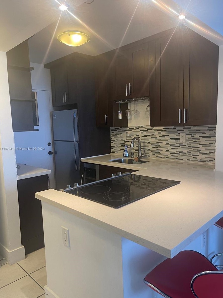 2899 Collins Ave #1105, Miami Beach, FL 33140