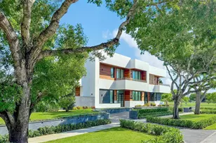 9860 NE 5th Avenue Rd, Miami Shores, FL 33138 - Photo 2