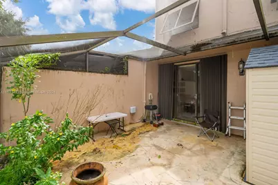 1333 NW 122nd Ter #1333, Pembroke Pines, FL 33026 - Photo 36