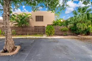 1333 NW 122nd Terrace, Pembroke Pines, FL 33026 - Photo 14