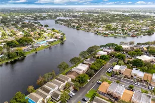 1333 NW 122nd Terrace, Pembroke Pines, FL 33026 - Photo 6