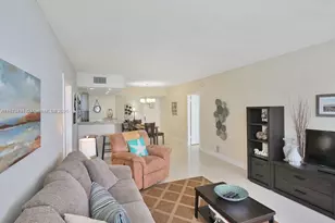 3725 S Ocean Dr, Hollywood, FL 33019 - Photo 10