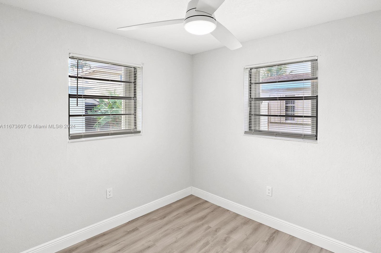 6510 Scott St, Hollywood FL  33024-4033 exterior