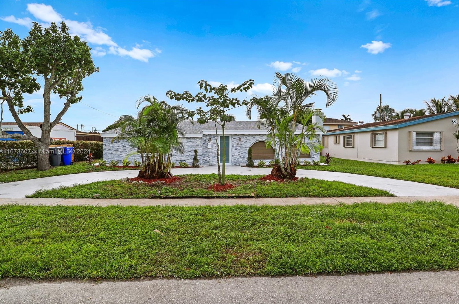 6510 Scott St, Hollywood, FL 33024-4033
