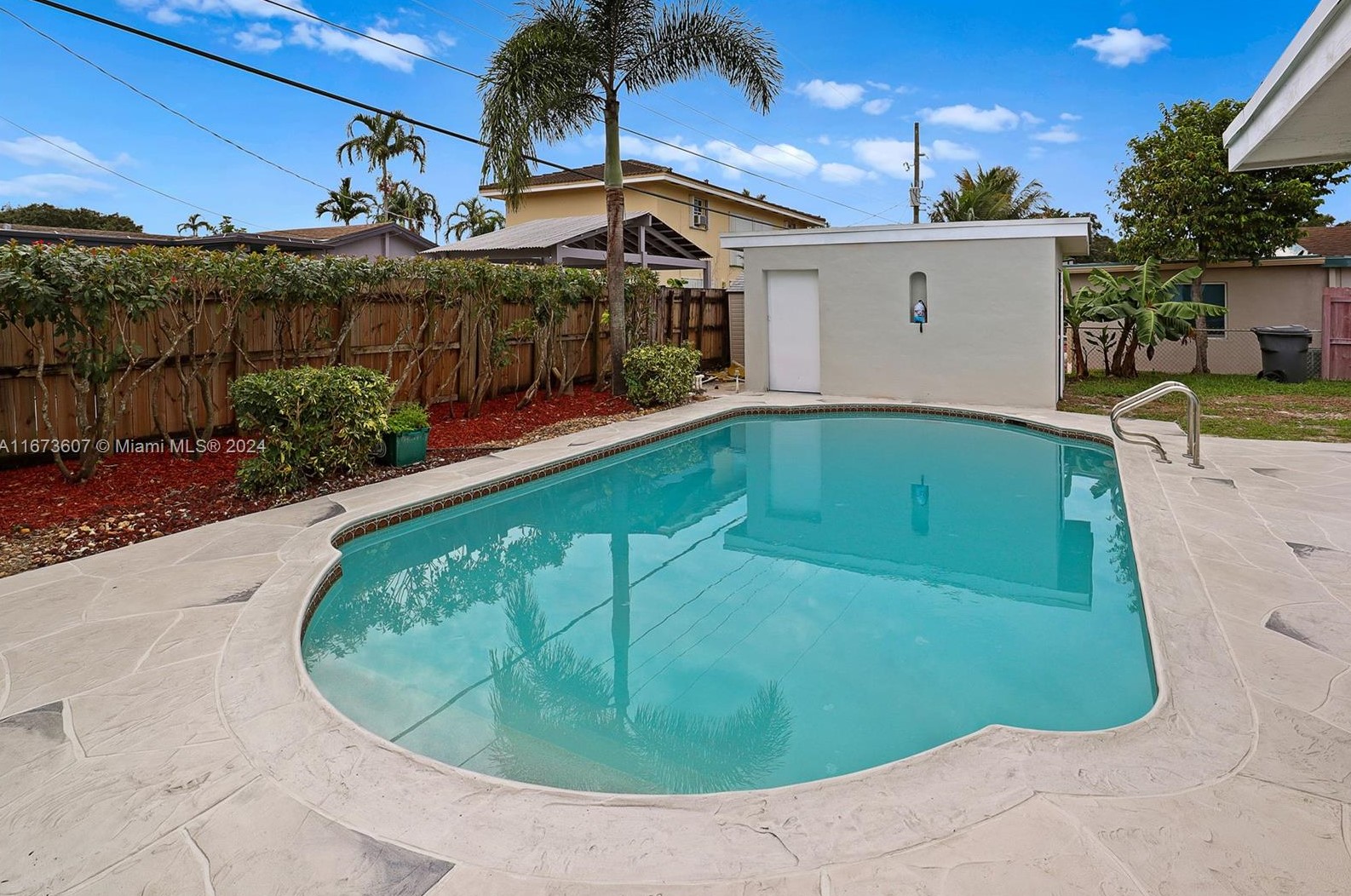 6510 Scott St, Hollywood FL  33024-4033 exterior