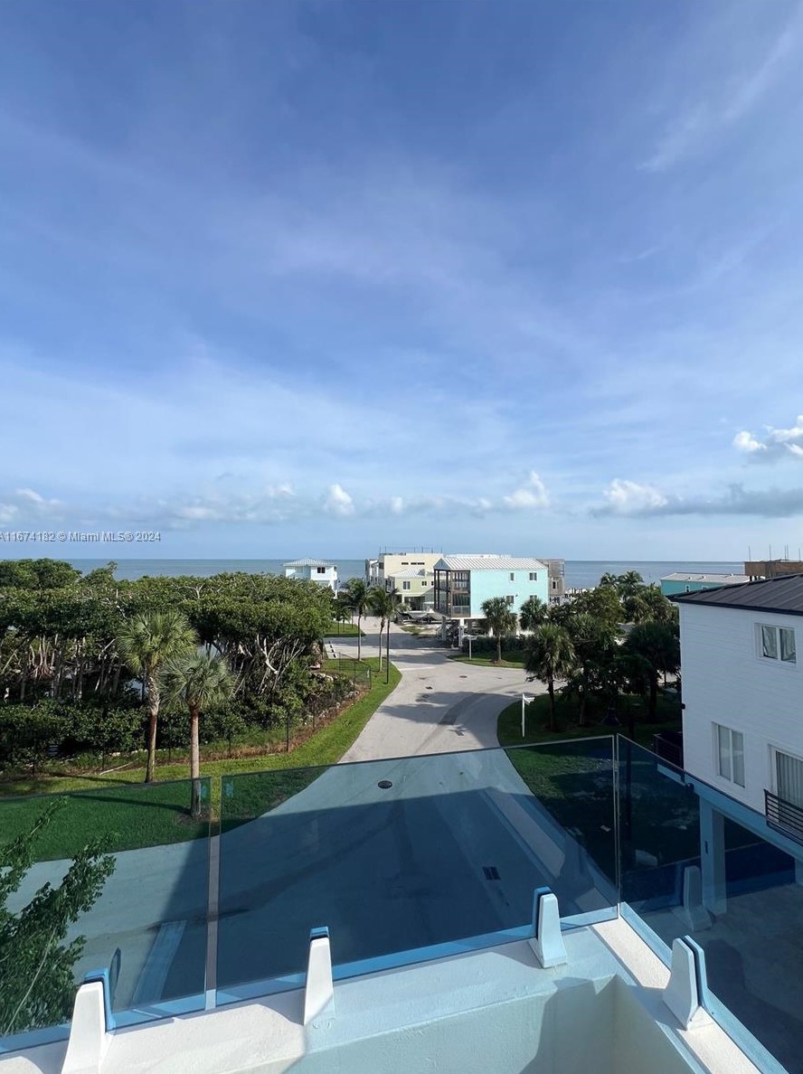 94825 Overseas Hwy, Key Largo FL  33037-3877 exterior