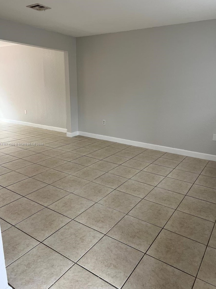 8529 109th Ave, Miami, FL 33173-4443