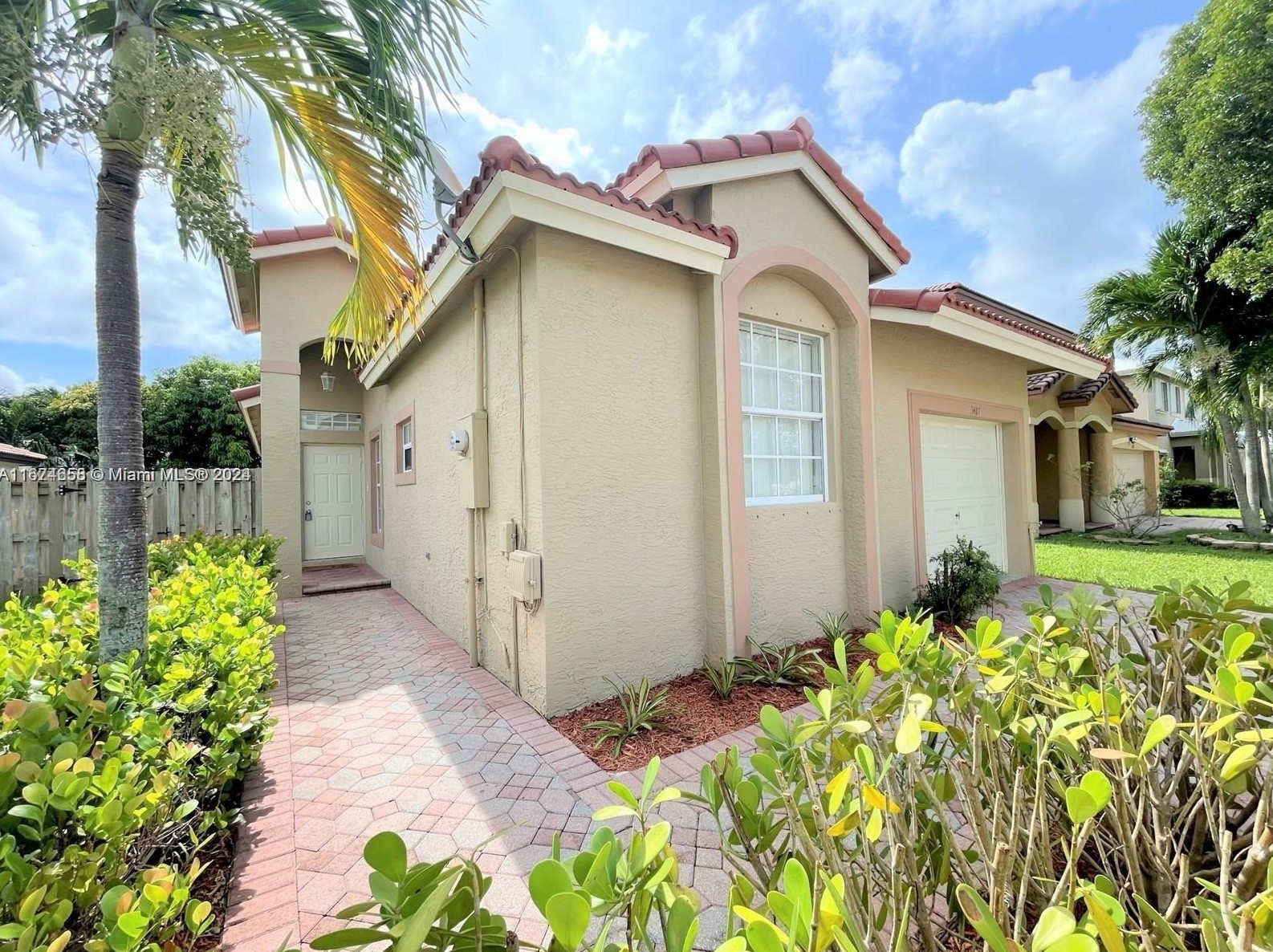 13417 Sw 118th Pass #., Miami, FL 33186