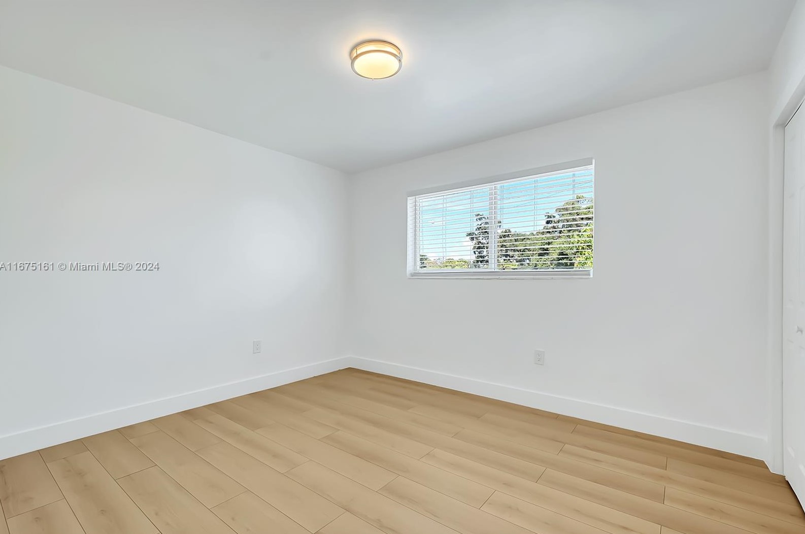 1632 16th Ter, Miami, FL 33125-5712