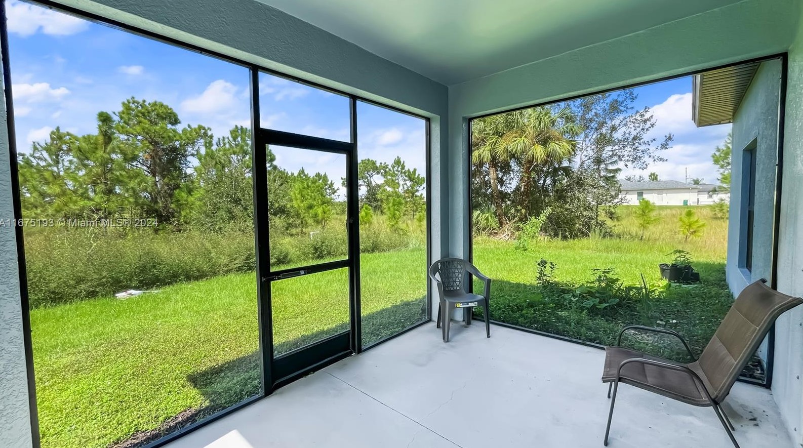 2953 Everglades Blvd, Naples, FL 34120-0088